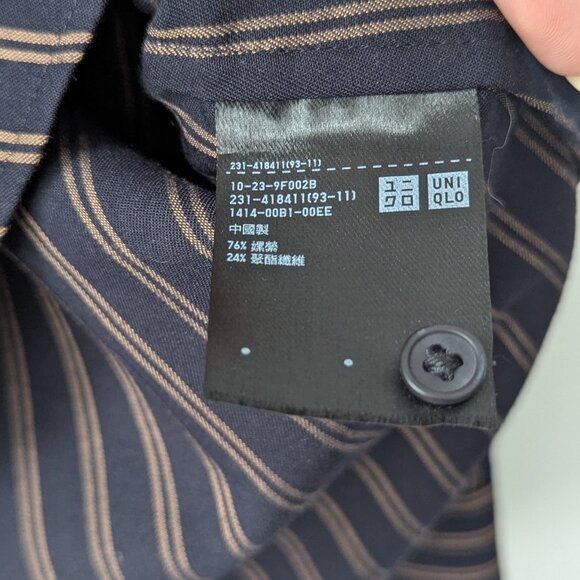 Uniqlo Striped Rayon Blouse - Picture 4 of 4
